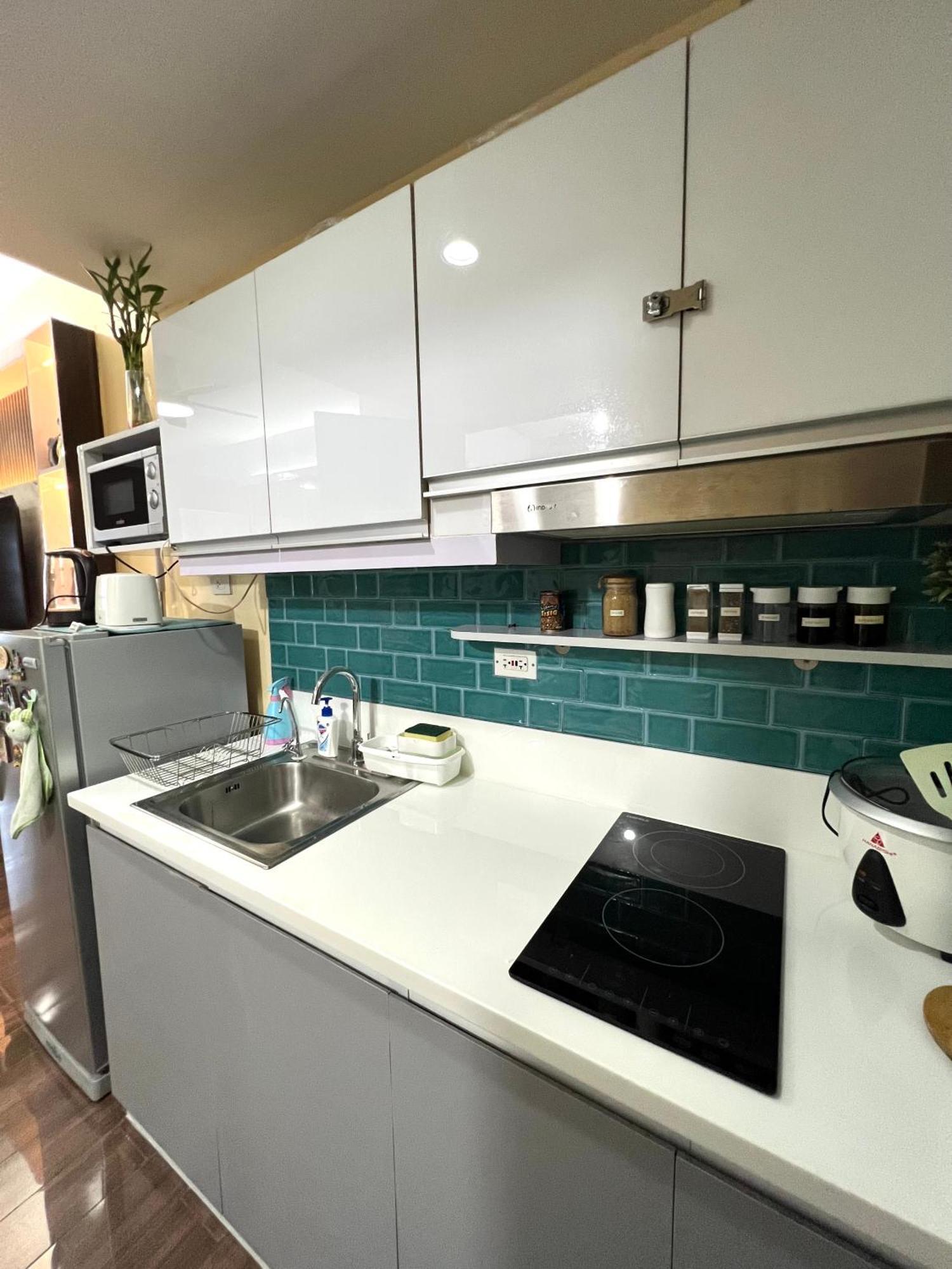 Apartment In Air Residences, Makati With Wifi, Netflix, Pool, Mall And More Manila Zewnętrze zdjęcie