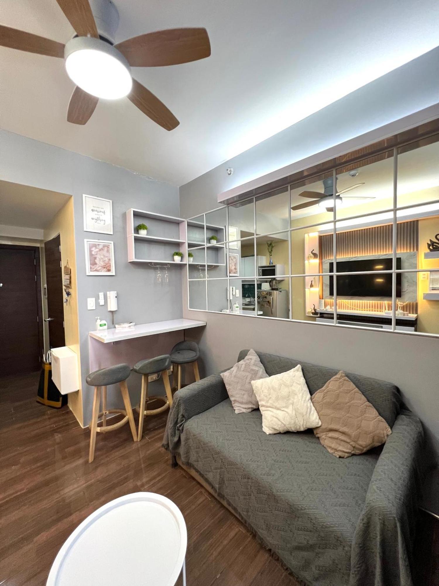 Apartment In Air Residences, Makati With Wifi, Netflix, Pool, Mall And More Manila Zewnętrze zdjęcie